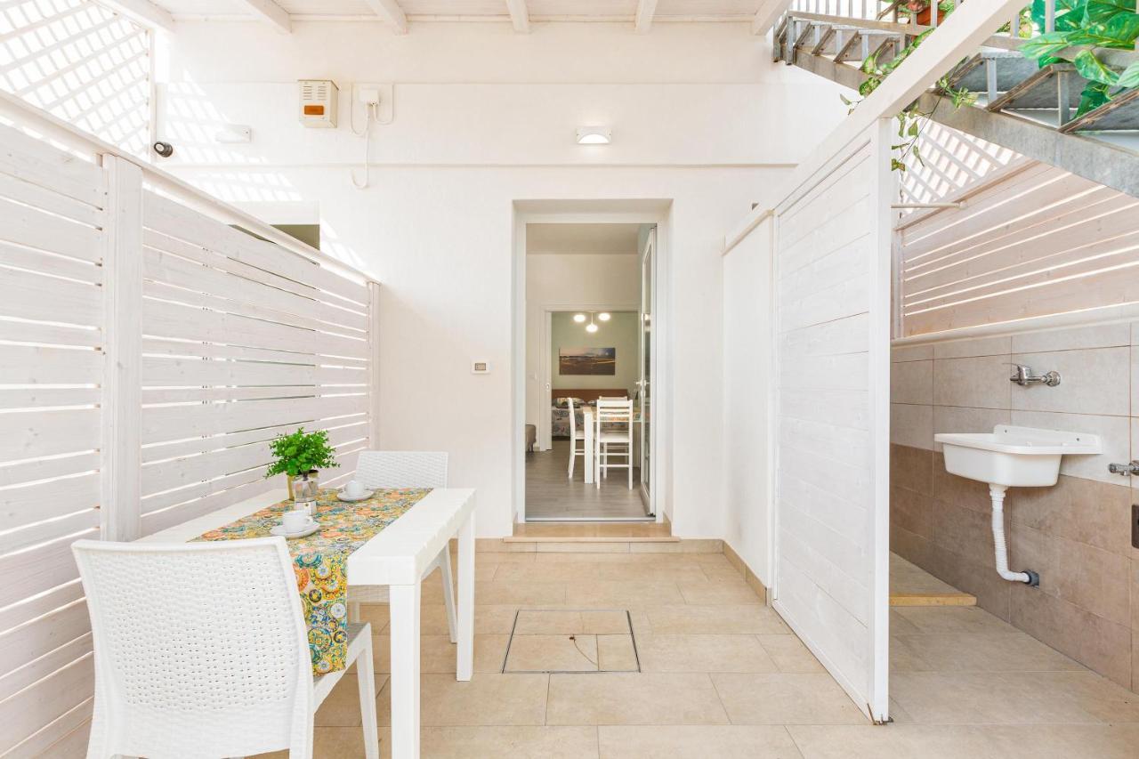 Marileo Apartments Lido Marini Exterior photo